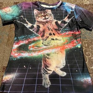 Crazy solar cat tshirt. Size medium